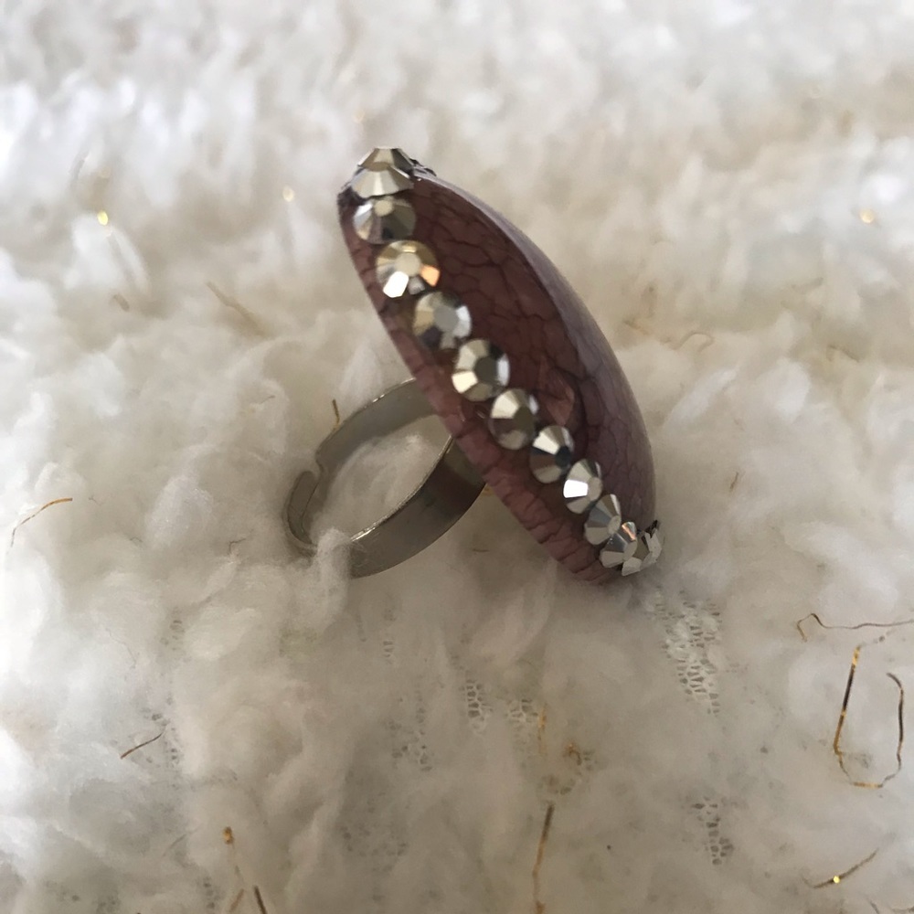 Ring - Picture 2 of 3
